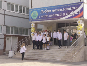 Третий год подряд АВТОВАЗ активно возрождает традицию шефства над школами Тольятти
