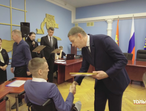 Сила их духа не знает границ! Тольяттинцам с особенностями здоровья вручили именные премии главы города