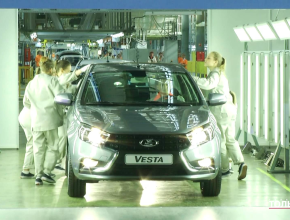 От уверенного старта до лидерства! LADA Vesta празднует 10-летний юбилей