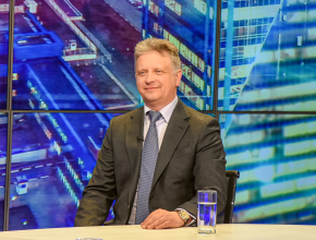 «Рынок по-прежнему тяжёлый, но он живой»: Максим Соколов в интервью «России 24» – о состоянии отечественного автомобильного рынка