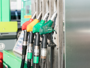 Цены бензина Аи-95 и дизтоплива на бирже достигли рекордных уровней