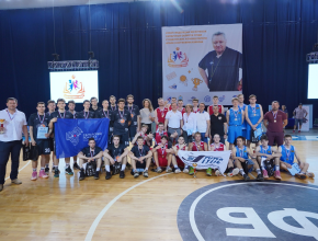 Дмитрий Азаров: «В память об отце сегодня провели Кубок студенческих команд, где также сыграли его воспитанники и друзья»