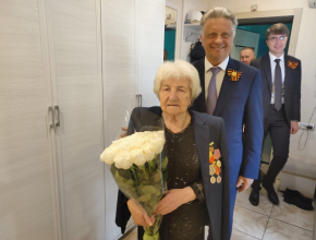 «Голод начался в Ленинграде. Мама спасала нас, двоих детей»