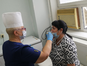 Теперь без уколов. В Тольятти появилась новая назальная вакцина, призванная бороться с коронавирусной инфекцией