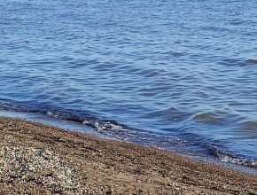 Будьте осторожны при купании в водоёмах! Летняя вода продолжает забирать свои жертвы...