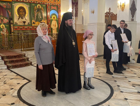 Епископ Тольяттинский и Жигулевский Нестор вручил награды лауреатам фестиваля «Вифлеемская звезда»