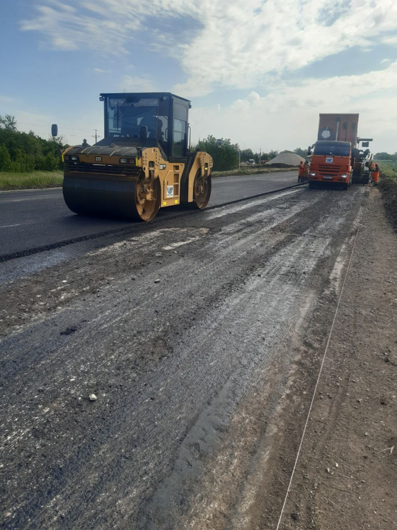 В Самарской области приводят в порядок самый разбитый участок дороги между  Новой Бинарадкой и трассой «Самара – Ульяновск» | телеканал ТОЛЬЯТТИ 24