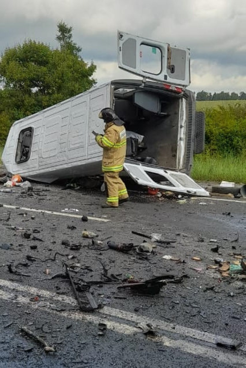 8 погибших и 13 пострадавших. В Рязанской области в ДТП попал микроавтобус  из Сызрани | телеканал ТОЛЬЯТТИ 24